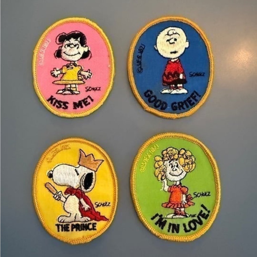 SCHULZ vintage peanuts patches